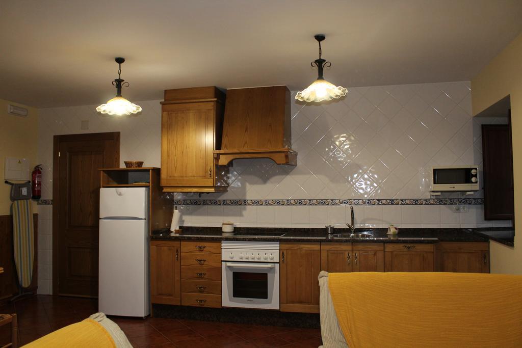 Apartamentos Casa Cerolleiro Castropol Bagian luar foto