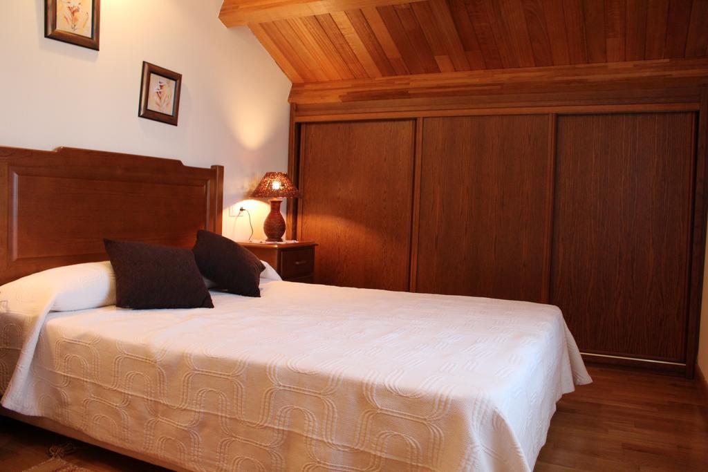 Apartamentos Casa Cerolleiro Castropol Bagian luar foto