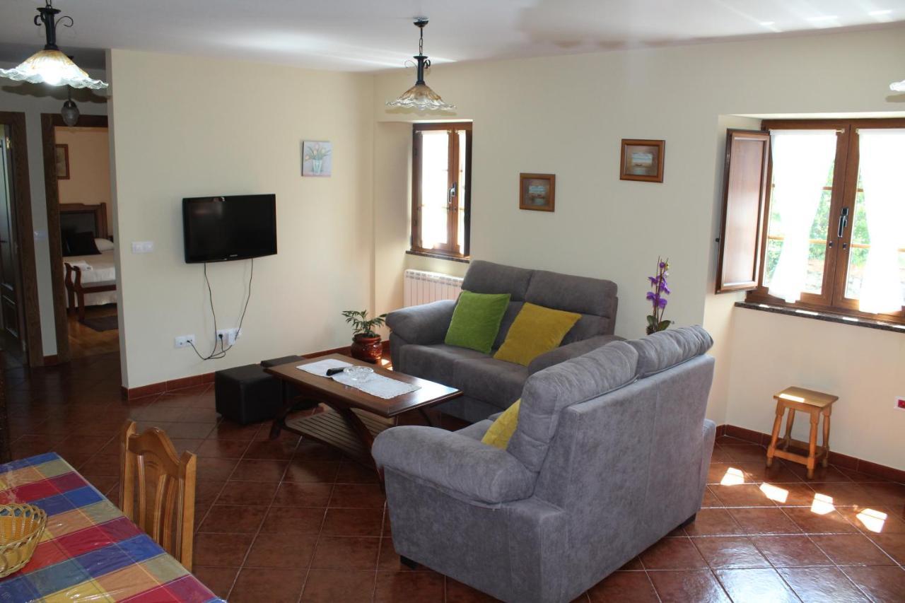 Apartamentos Casa Cerolleiro Castropol Bagian luar foto